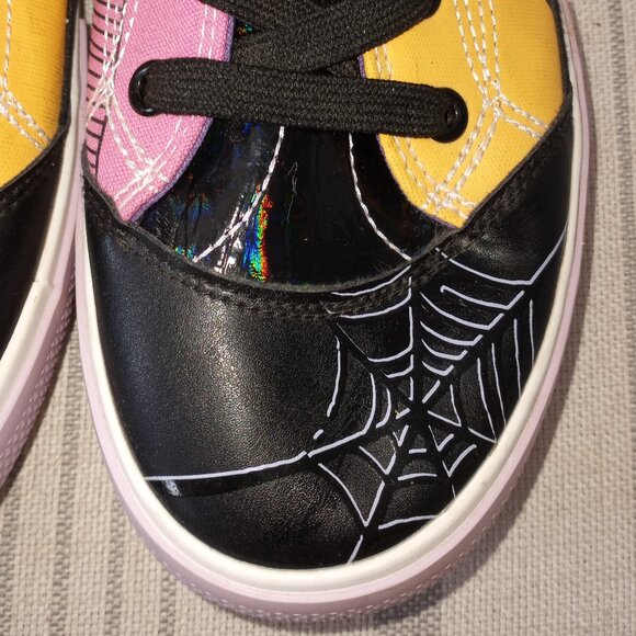 'Nightmare Before Christmas' Disney Canvas High Top Sneaker Size 8 New - Picture 15 of 15